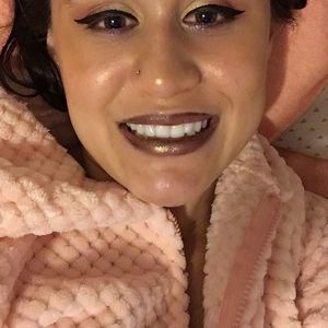 Meet your Posher, Tanya